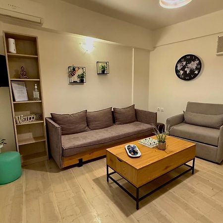 Central Studio Semi-Basement Heraklion  Luaran gambar